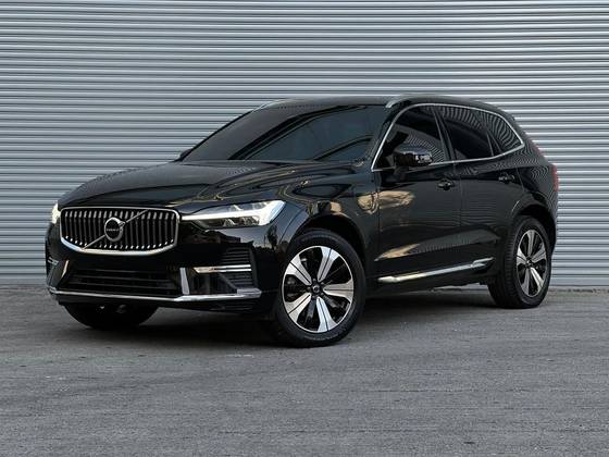 VOLVO XC60 2.0 T8 RECHARGE PLUS AWD GEARTRONIC